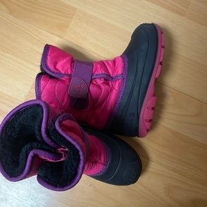 Kamik kids snow boots size 10